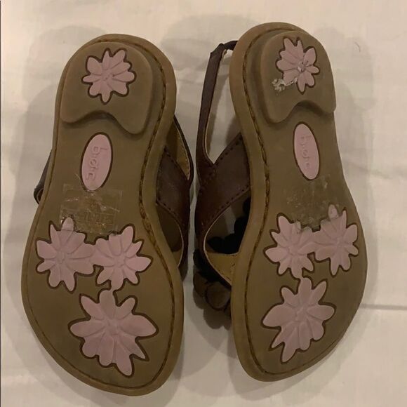 b.o.c. Sandals   - Picture 4 of 4